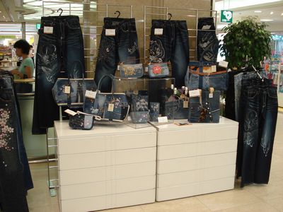 %E6%A8%AA%E6%B5%9C%E9%AB%99%E5%B3%B6%E5%B1%8B%EF%BC%94a.jpg
